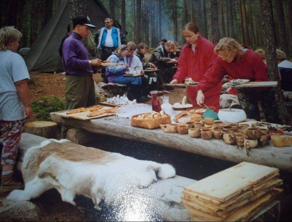 Wilderness lunch served on log tables by the tent camp